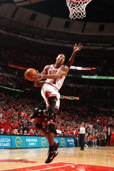  p>德里克·罗斯(derrick rose),1988年10月4日出生于美国 a target="