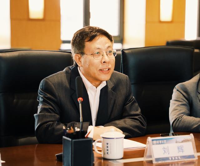  p>刘辉毕业于天津大学,曾就读于美国奥斯汀德克萨斯大学mccombs商