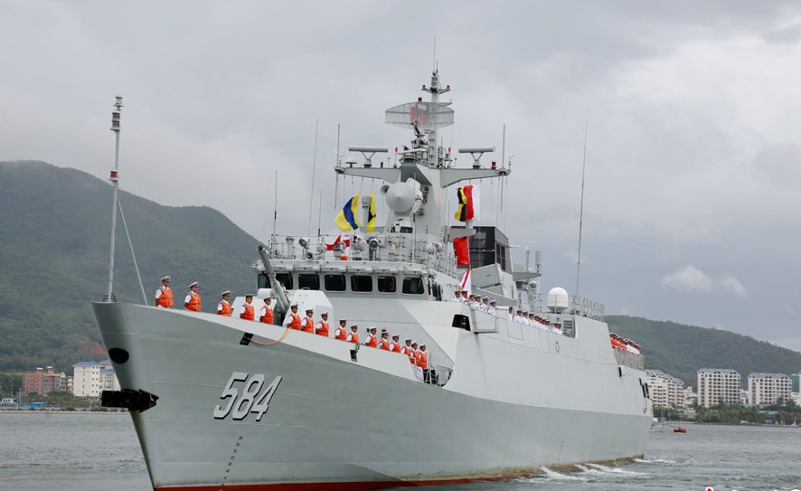 584梅州号导弹护卫舰
