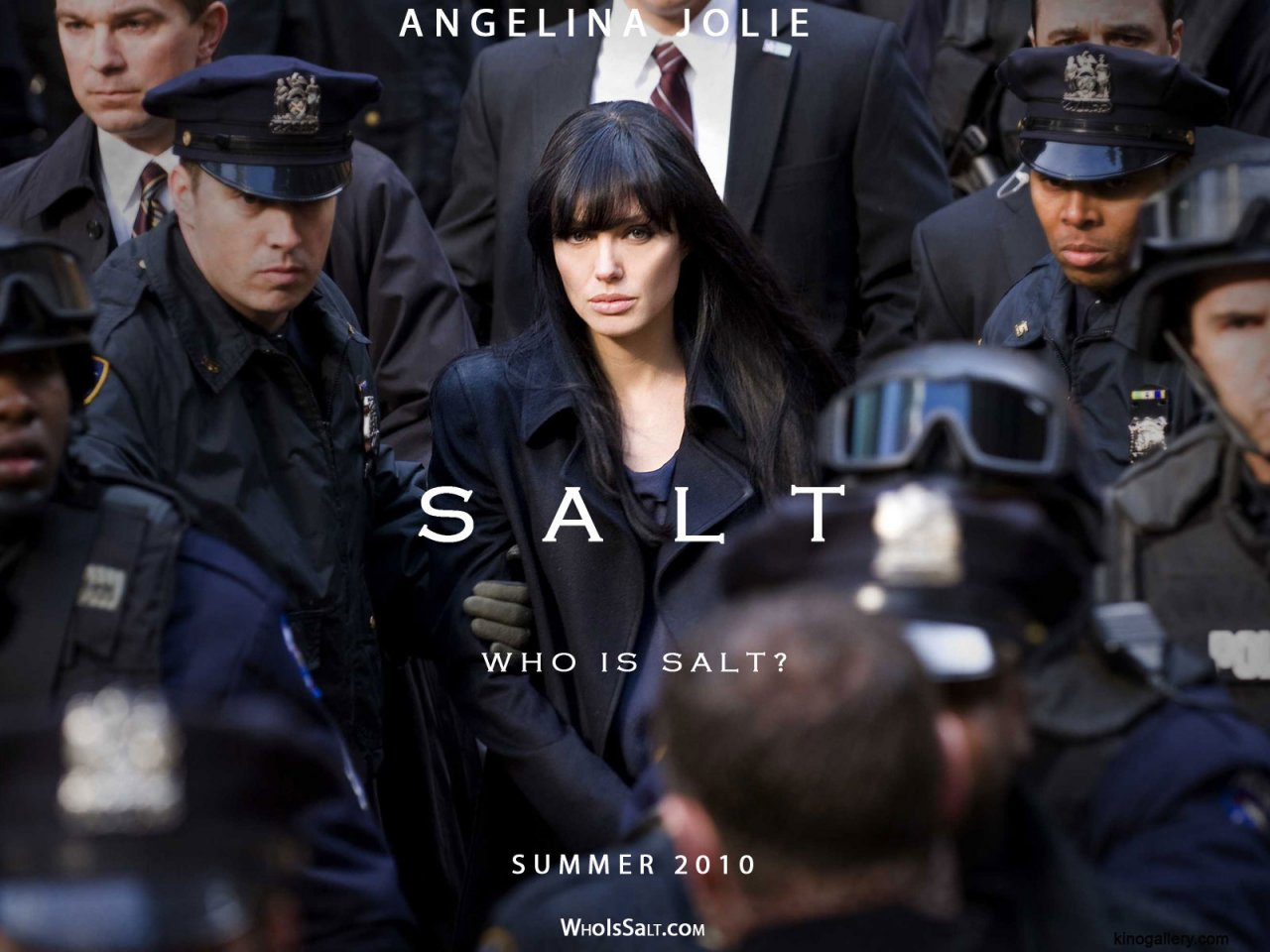 ="#" data-lemmaid="1238331">安吉丽娜·朱莉 /a>主演的悬疑动作电影