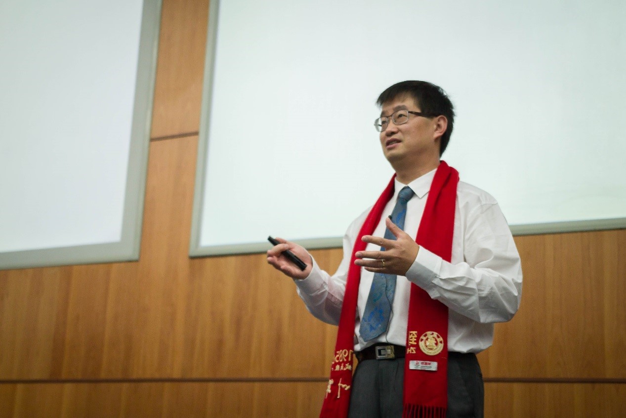  p>叶军,男,1967年11月出生于上海,物理学家, a href="#" data-lemma