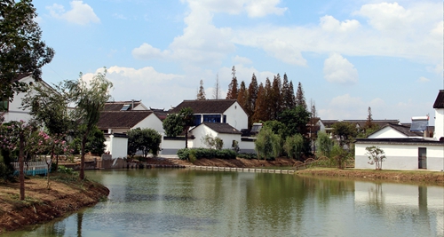  p>塘桥镇东邻苏通长江大桥,南沿沿江高速公路,西接锡通高速,苏虞张一