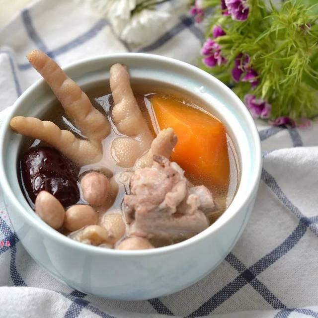 鸡脚花生土豆汤