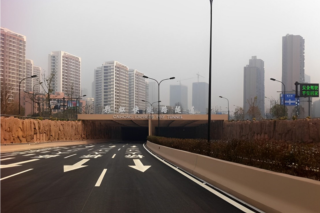 彩虹快速路隧道