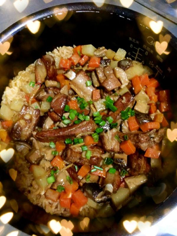 电饭煲版排骨煲仔饭