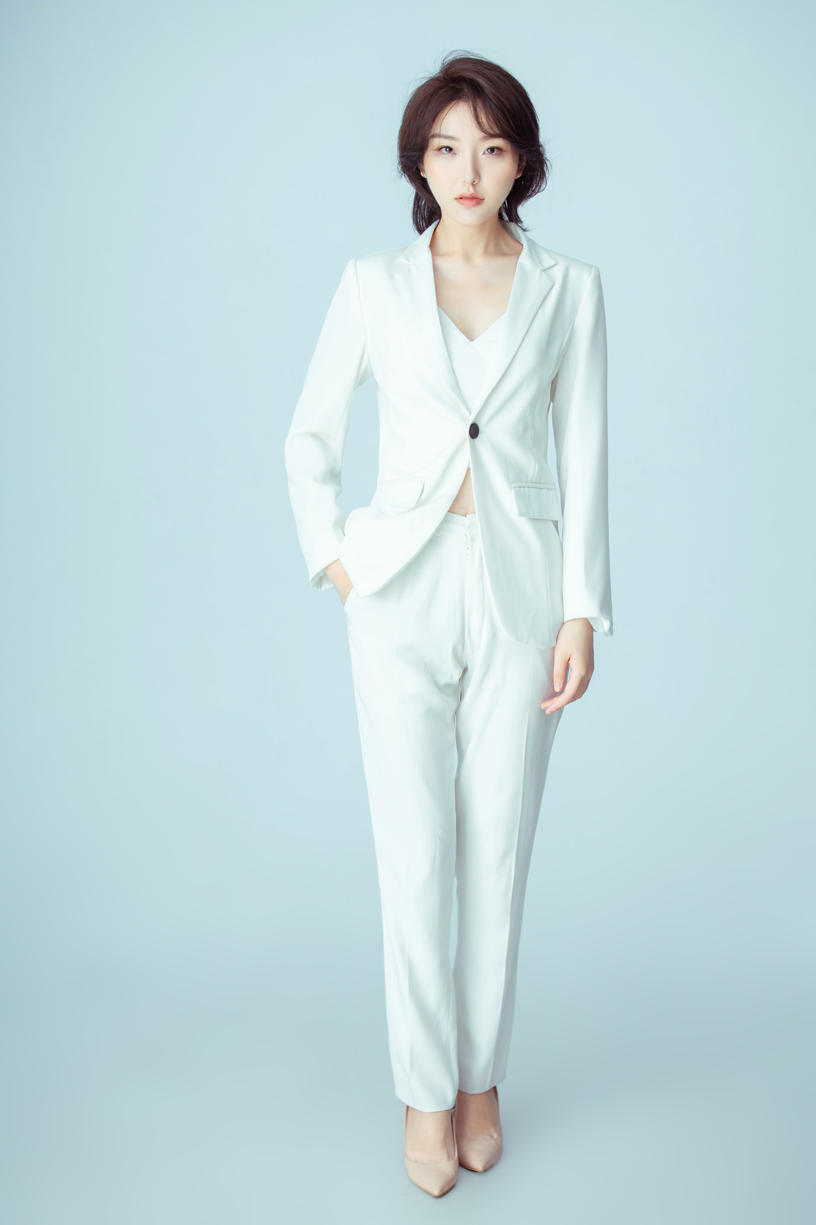  p>杨雅荔,中国内地女演员.