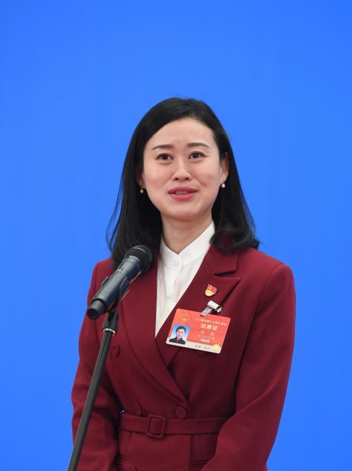  p>袁晶,浙江省南湖革命纪念馆讲解员. /p>