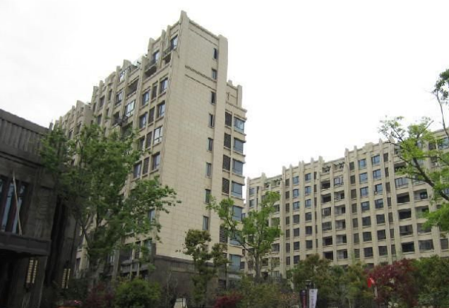  p>绿地芳满庭位于上海市金山张堰,由上海绿地金山置业发展有限公司