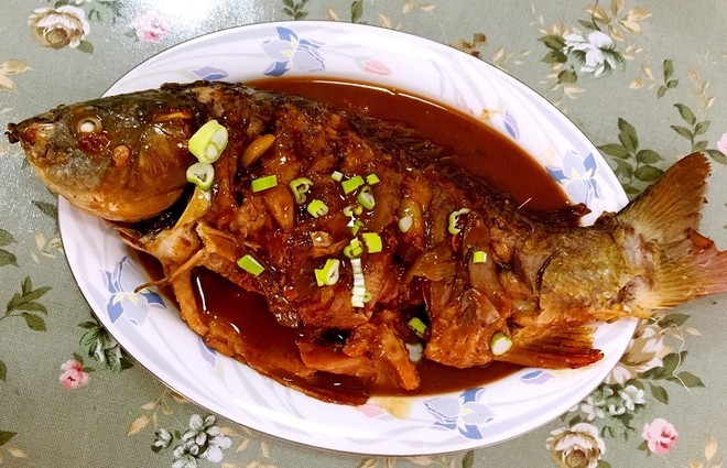 家炖鲤鱼