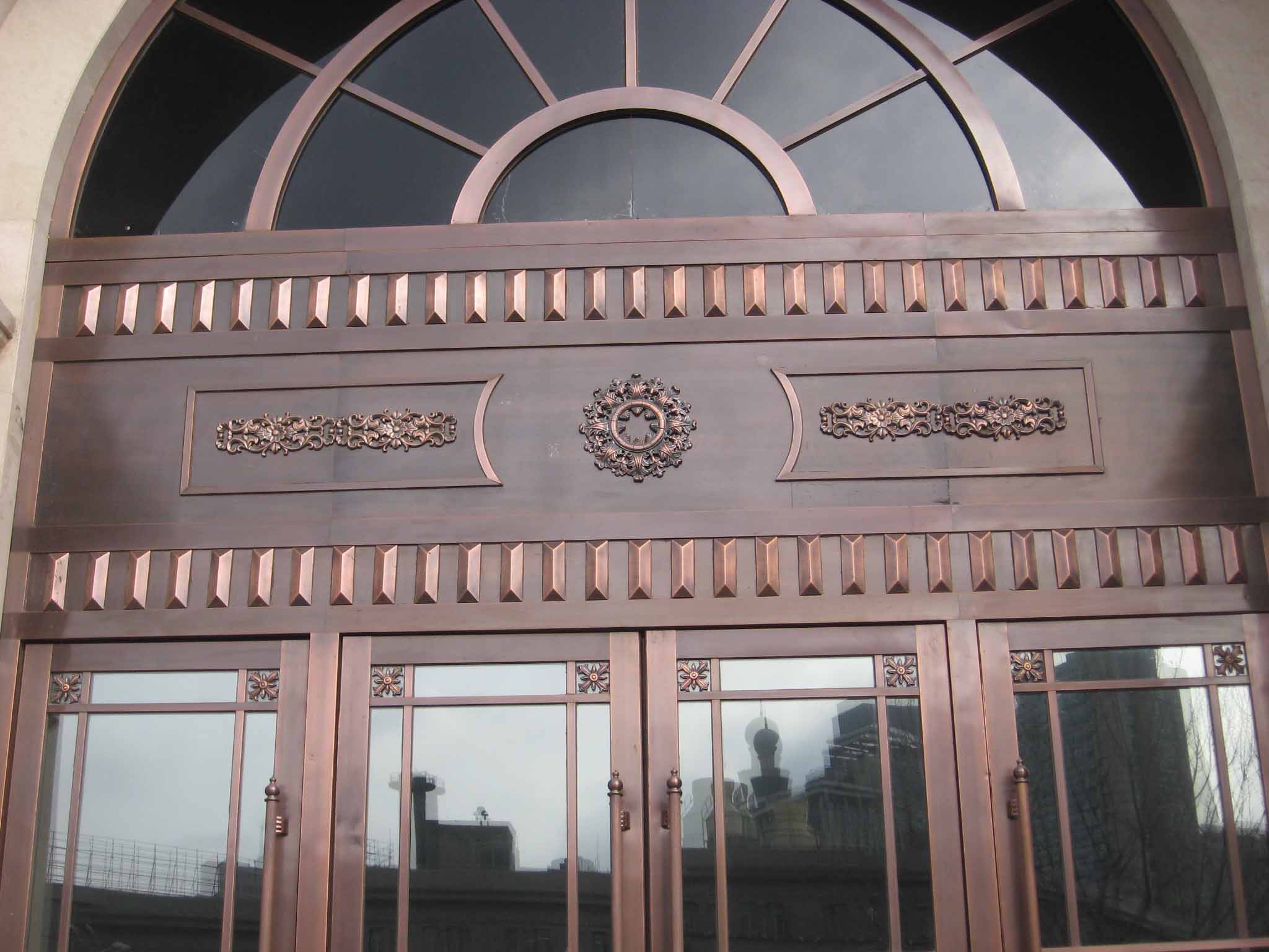 深圳市平阳佳铜门有限公司