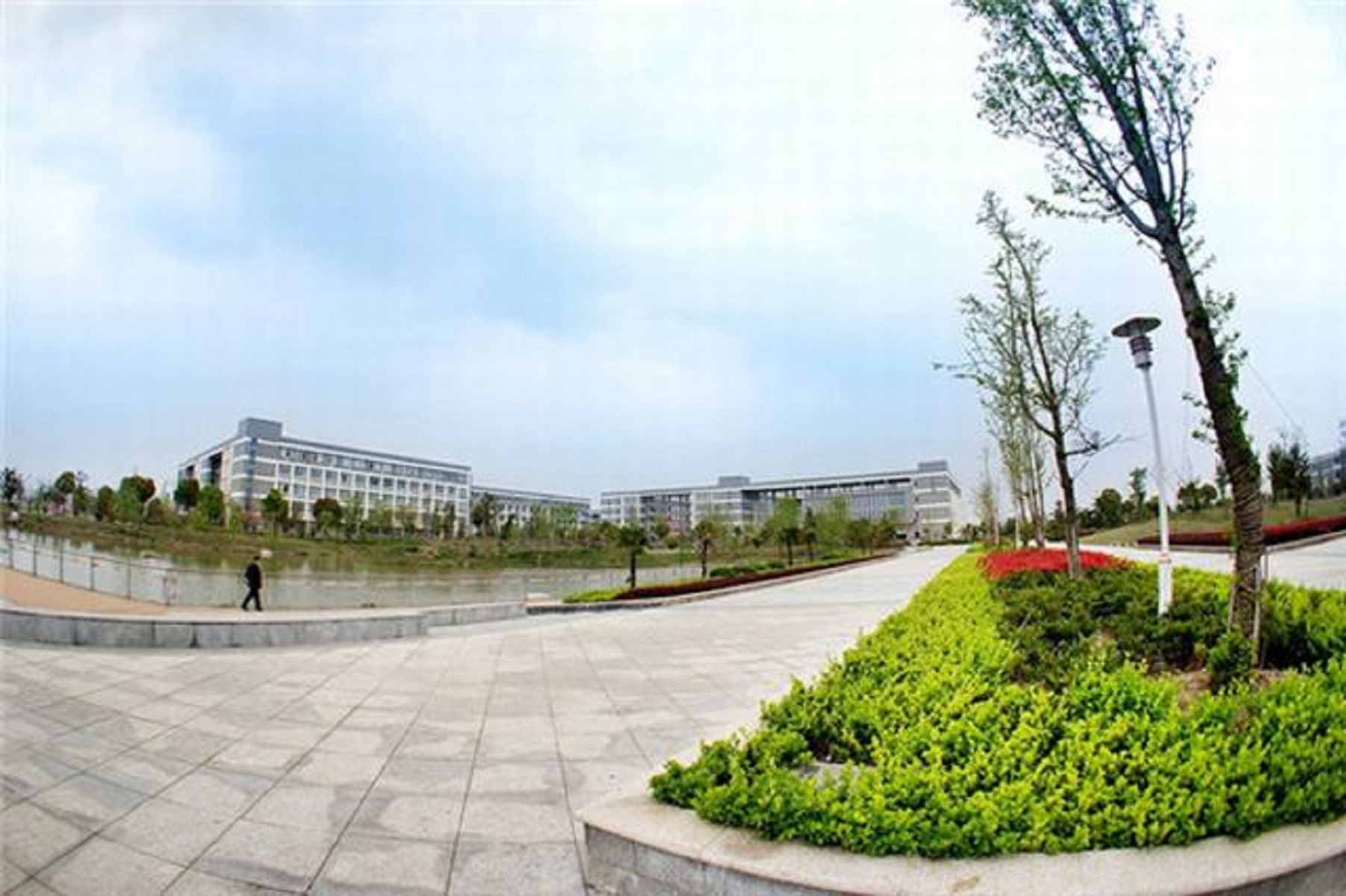  p></p></a>合肥职业技术学院是合肥市属综合性高职院校,是省教育厅确立的安徽