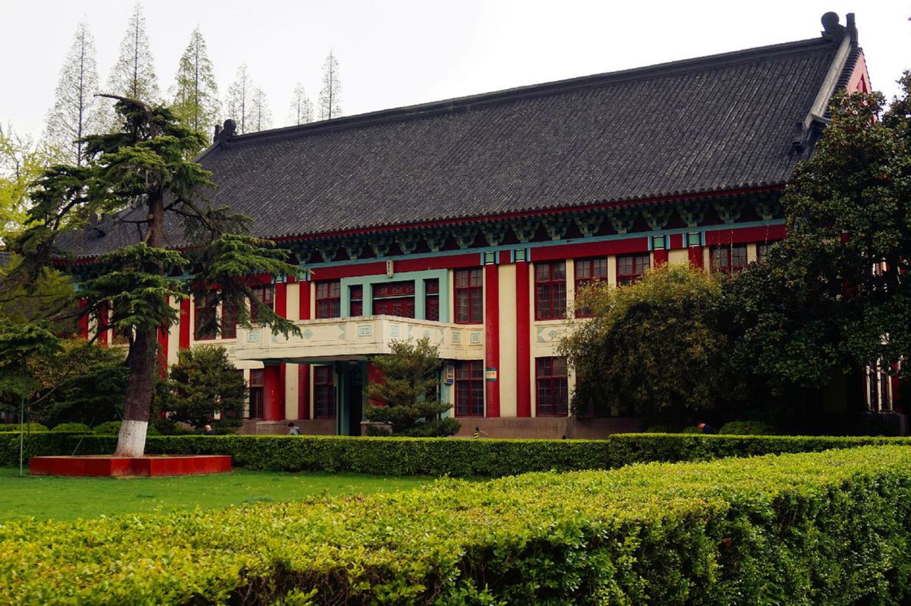 东南大学