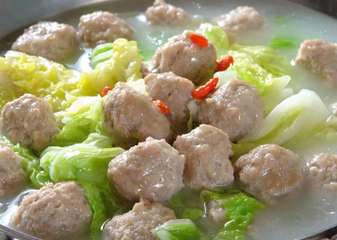 生汆丸子三鲜汤