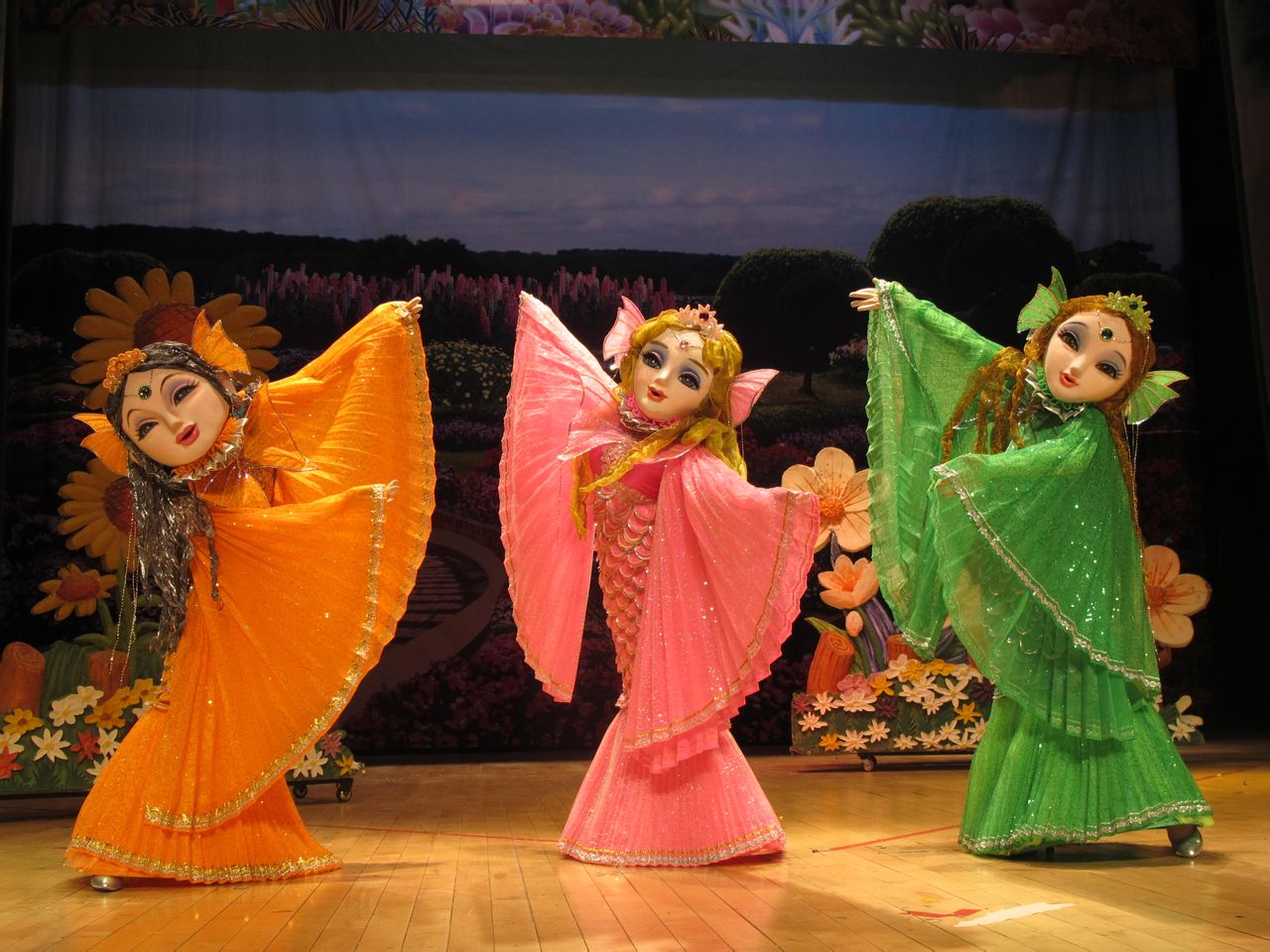 北京丑小鸭艺术团