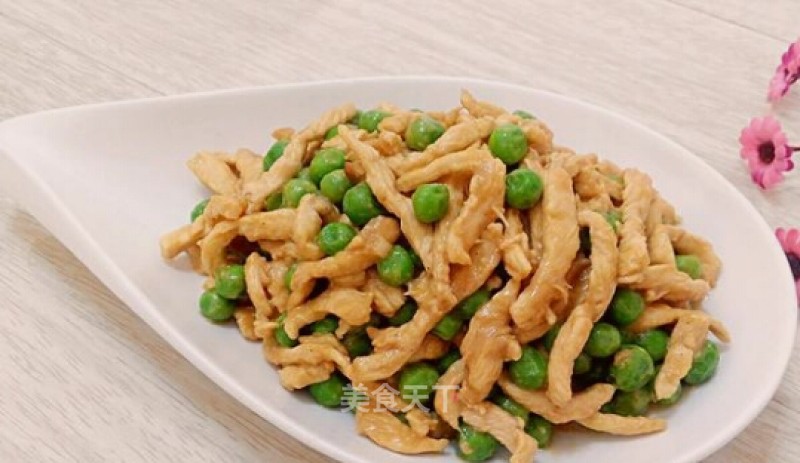 鸡翅黑胡椒口蘑炒豌豆