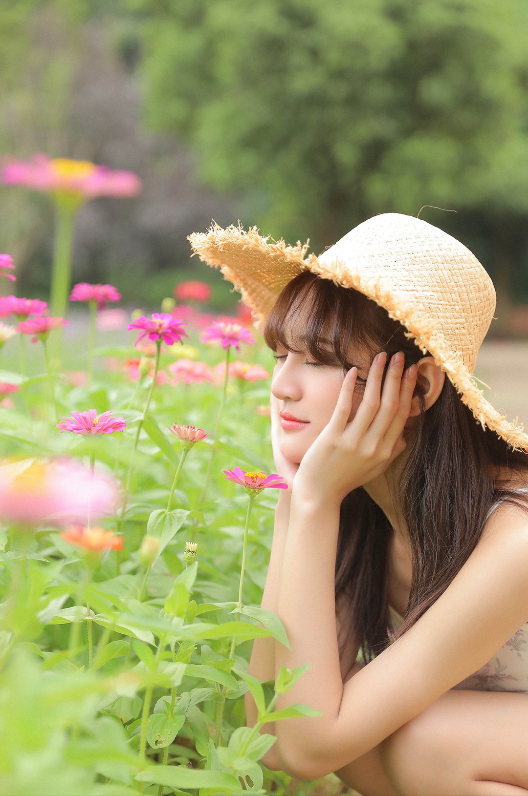 data-id="gns0j6eed5">张昕,1995年10月19日出生于中国广东,歌手,演员