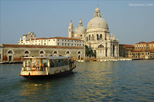  p>大运河(grand canal),是中国东部平原上的伟大工程,是中国古代劳动