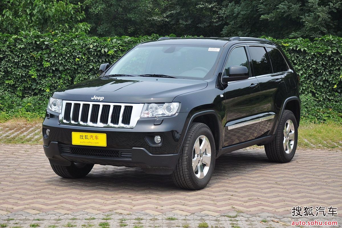  p>吉普大切诺基( a href="#" data-lemmaid="1403148">jeep /a>)是 a