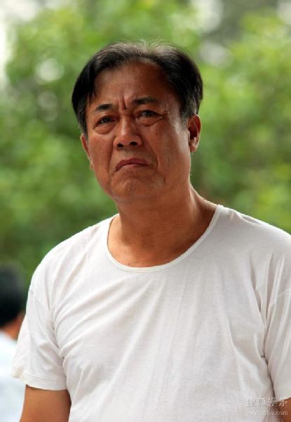  p>冯恩鹤,1948年4月1日出生于辽宁省大连市瓦房店市, a target="