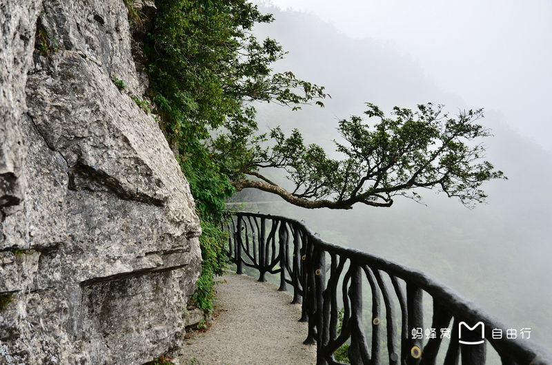  p>天门山(tianmen mountain),古称 a target="_blank" href="/item