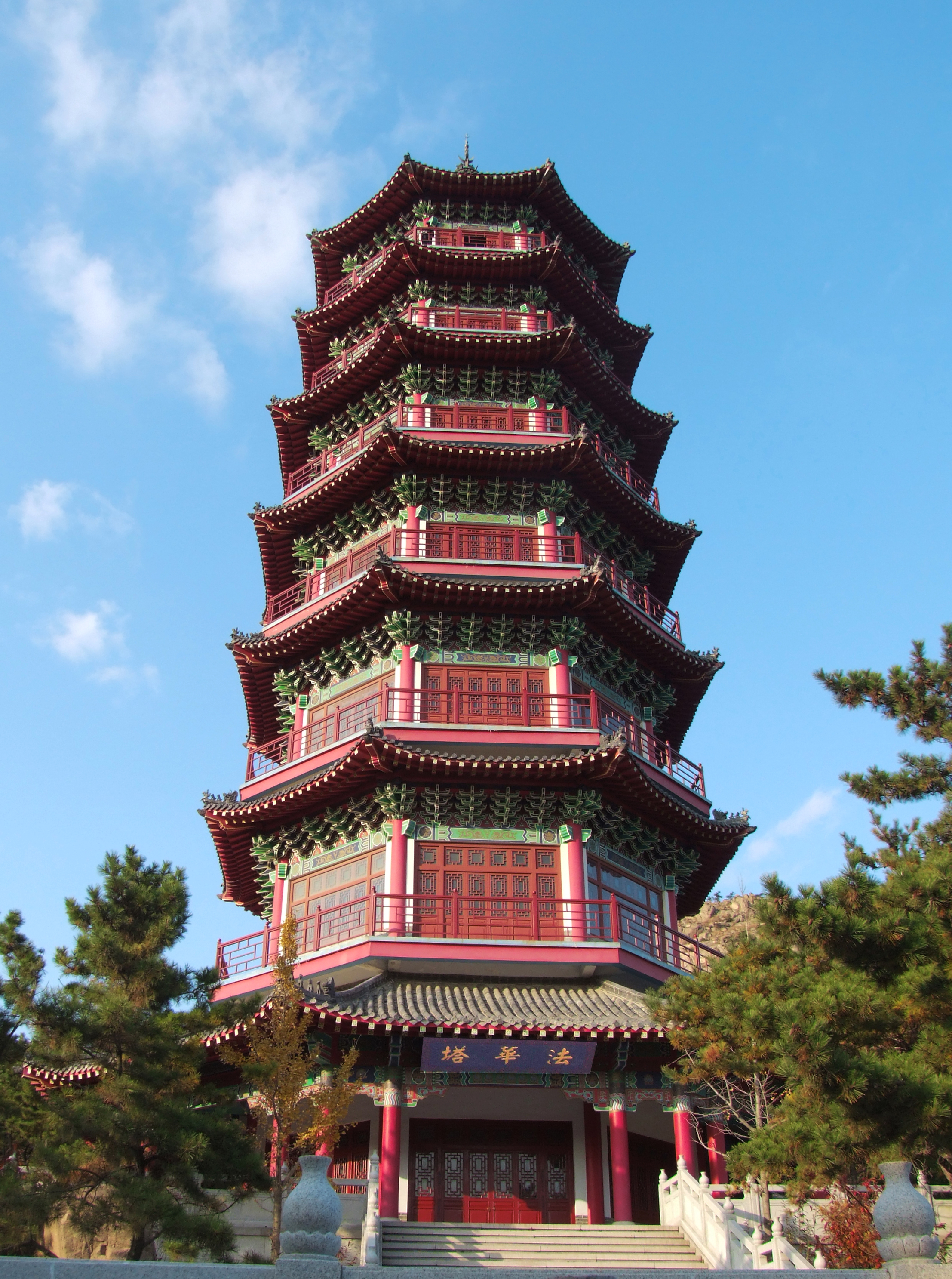  p>赤山地处荣成市石岛港西北方,方圆12.