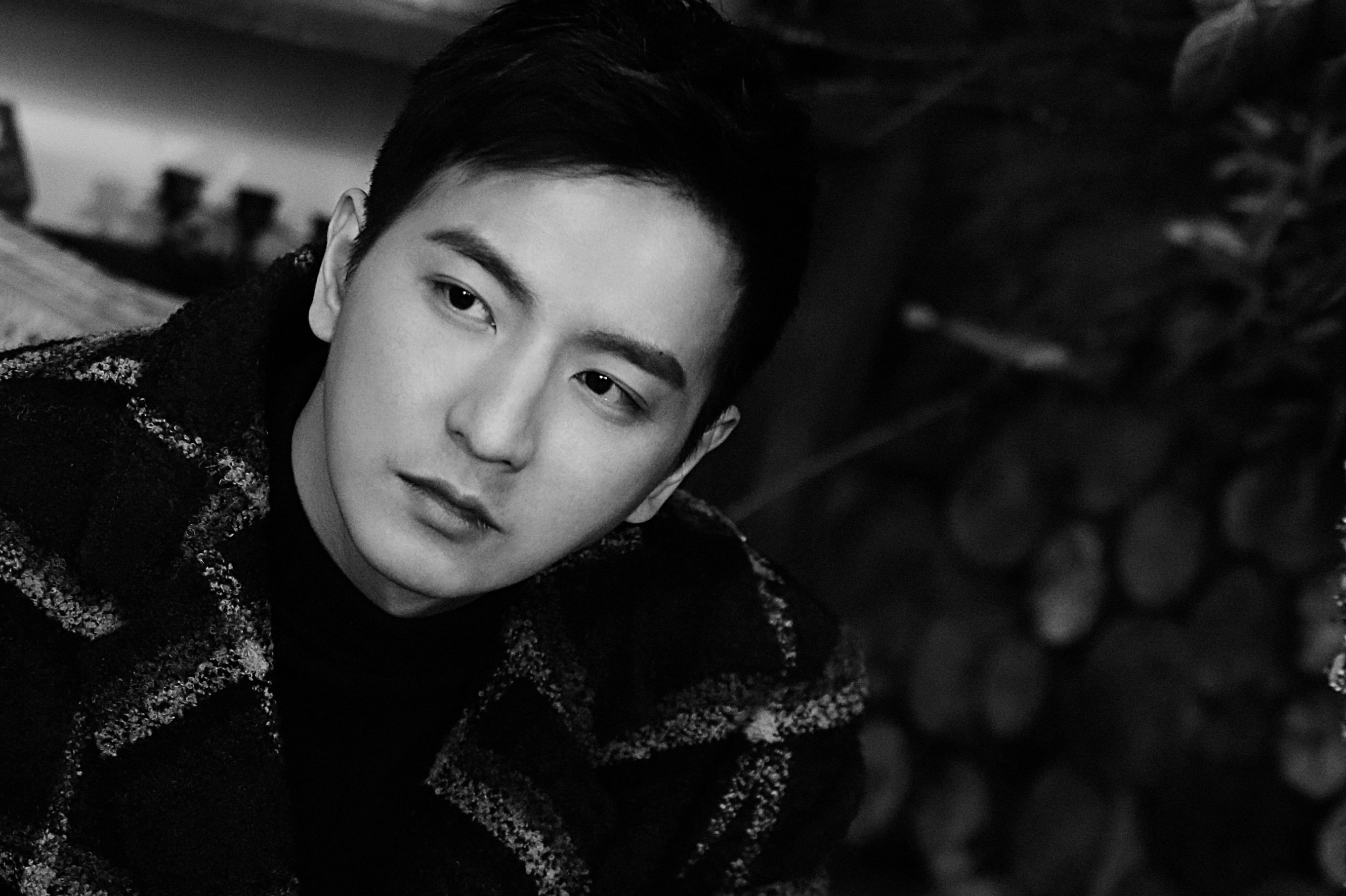  p>杨奇煜,艺名小煜,1985年7月5日出生在台湾省台北市.