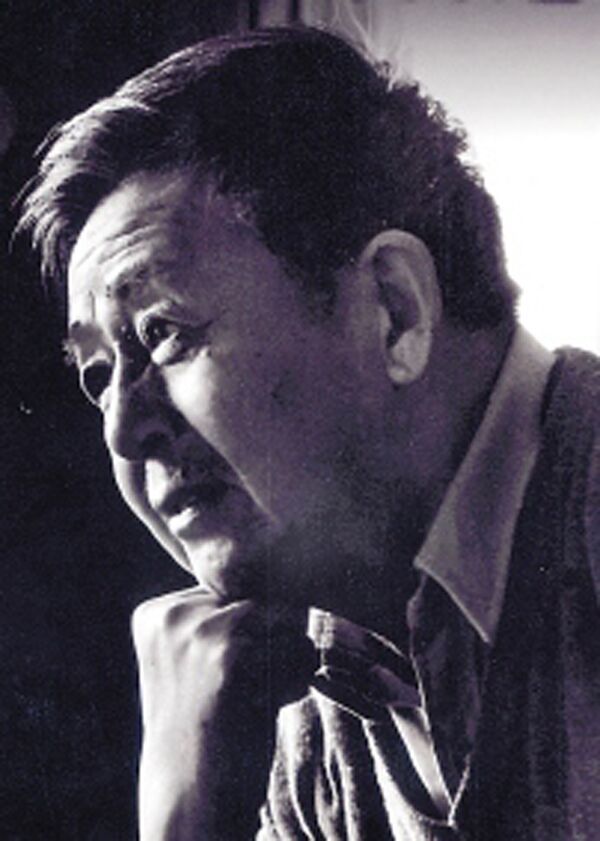 9q">王炎(1923年5月5日—2003年),出生于山东省烟台市,中国内地导演