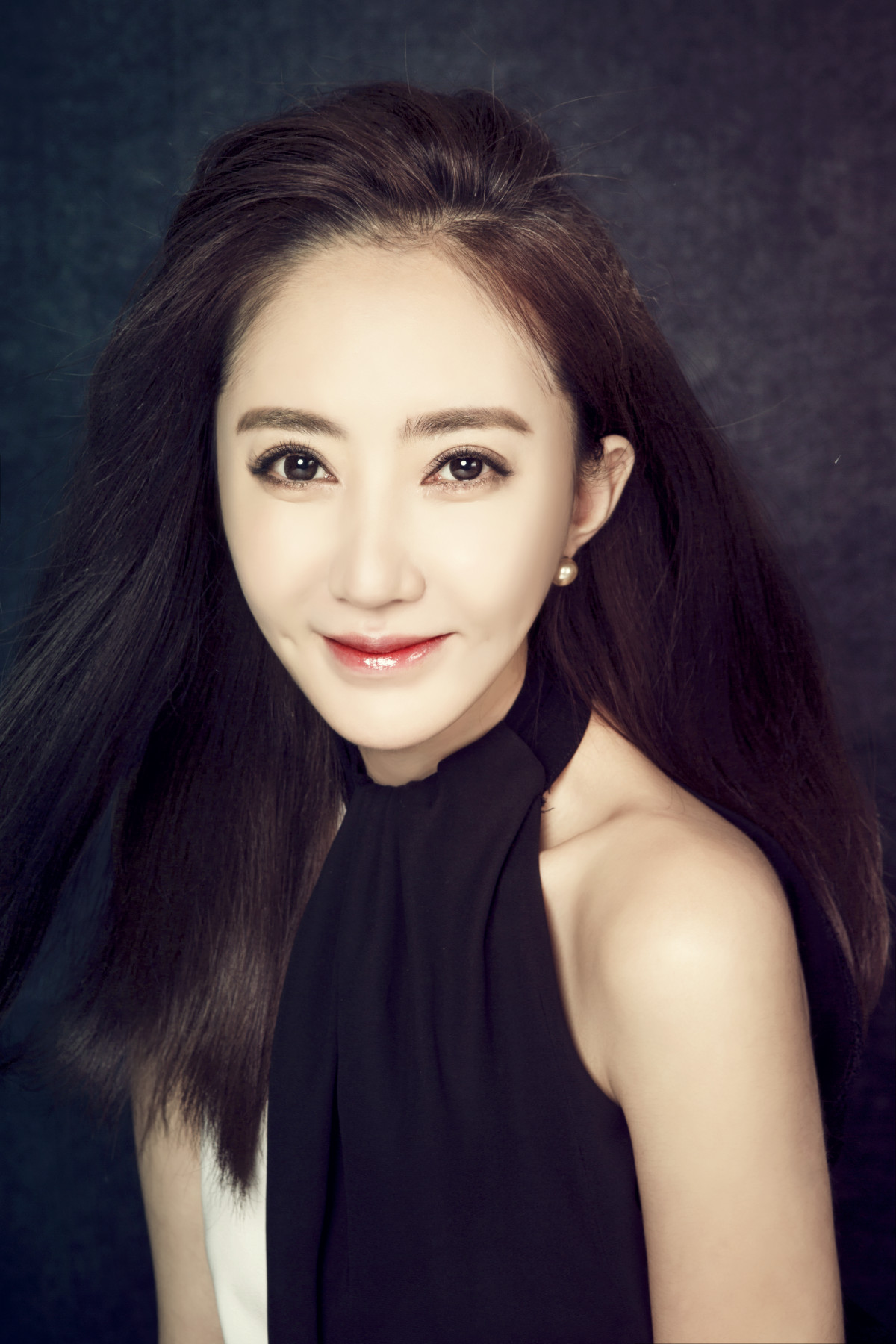  p data-id="gnswbk4721">梁曦文(梁晶晶,梁 span class="ref" data