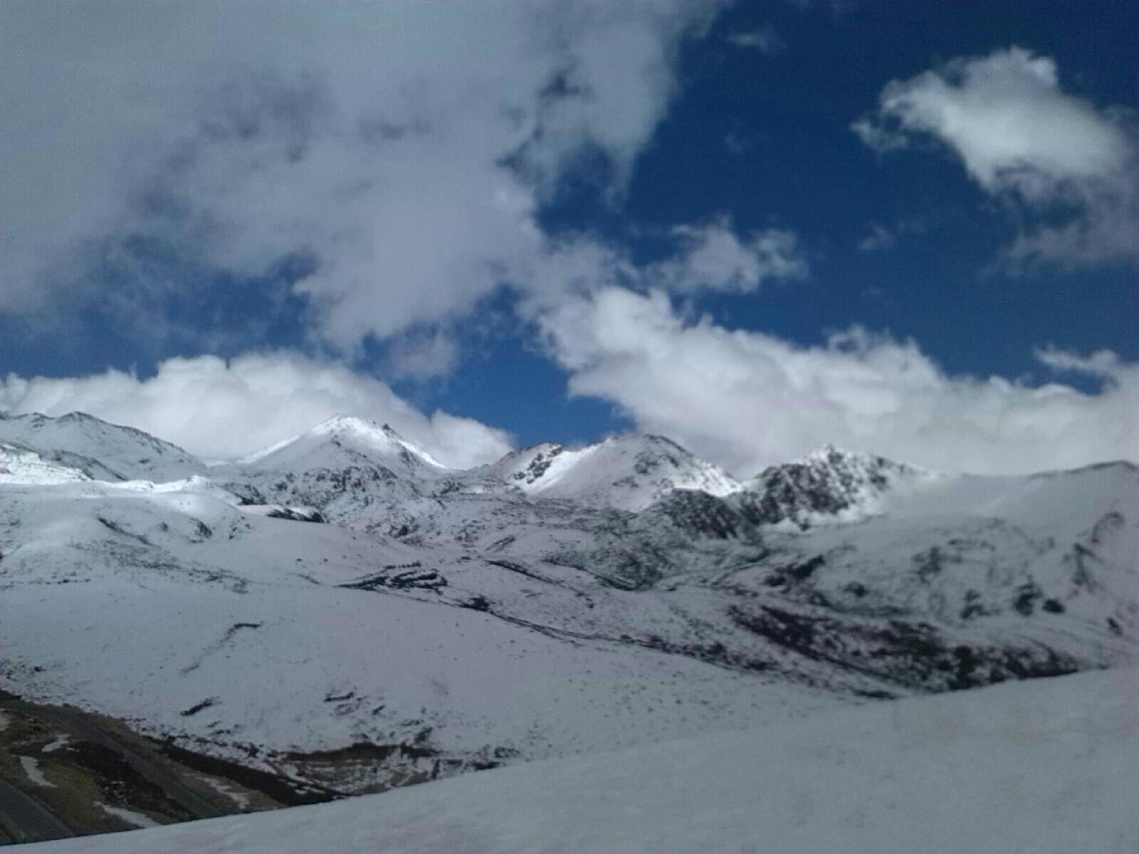 卡热村隶属江孜县<a target="