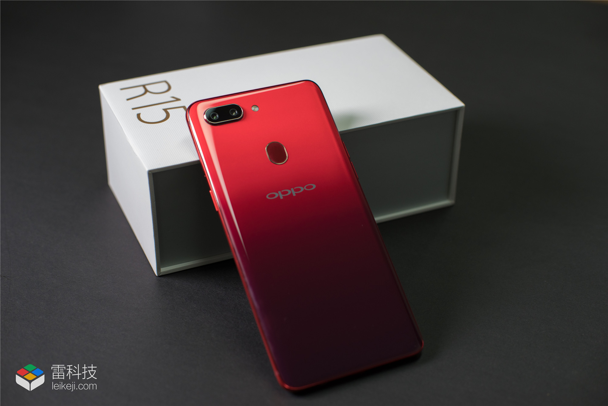 OPPO R15 梦镜红体验：行走江湖除了靠颜值，还有实力_百科TA说