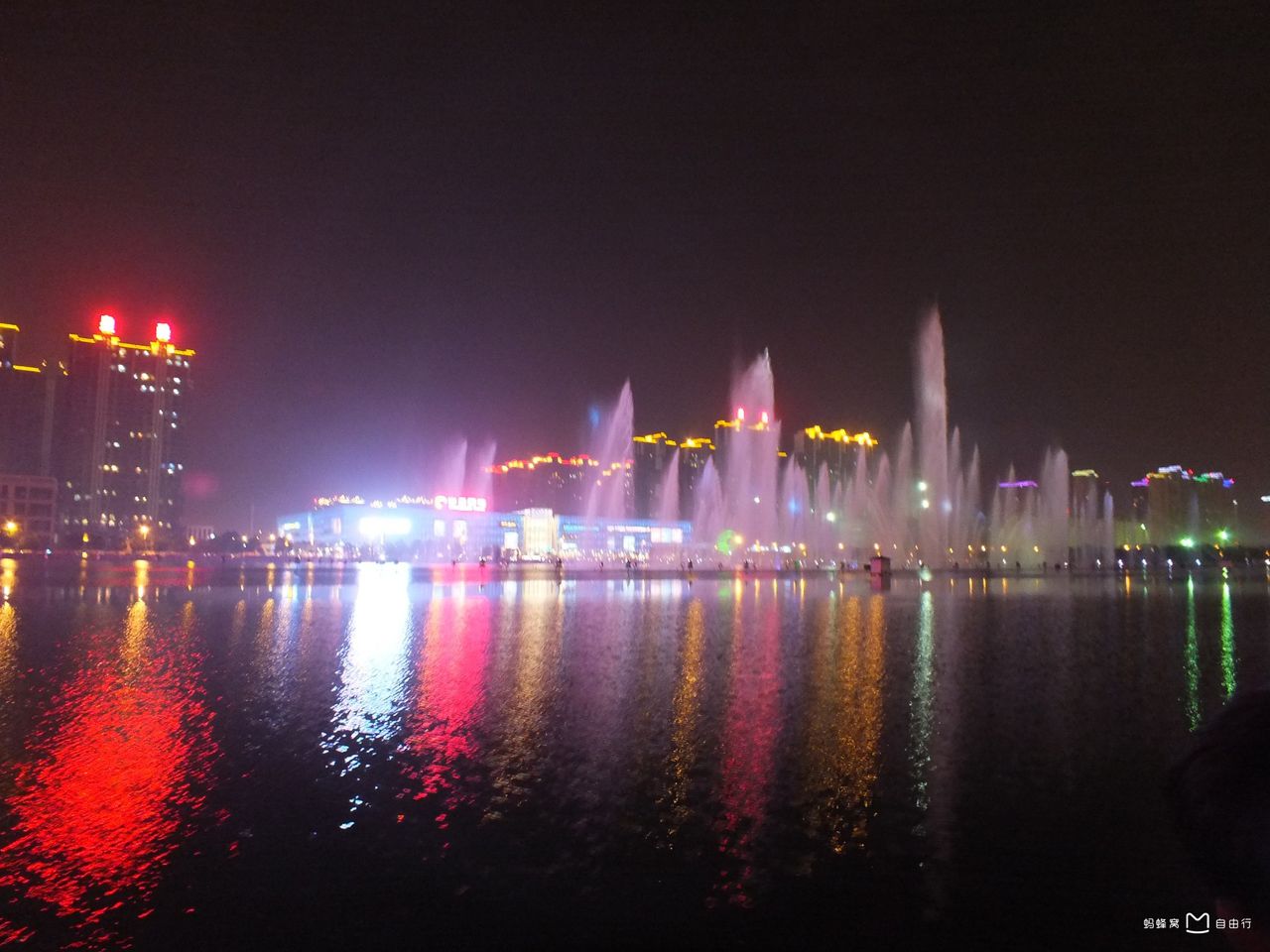 "亚洲第一大音乐喷泉",又称开元湖音乐 a target="_blank" href="
