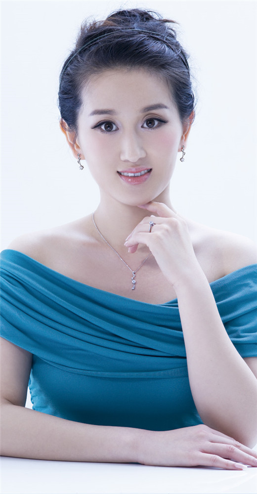  p data-id="gnwn8wllf8">李木子,1989年7月22日出生于黑龙江省哈尔滨