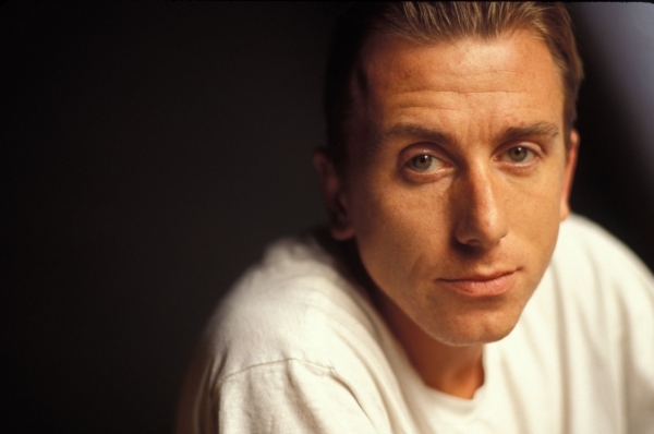  p>蒂姆·罗斯(tim roth),1961年5月14日出生于英国伦敦,英国影视演员