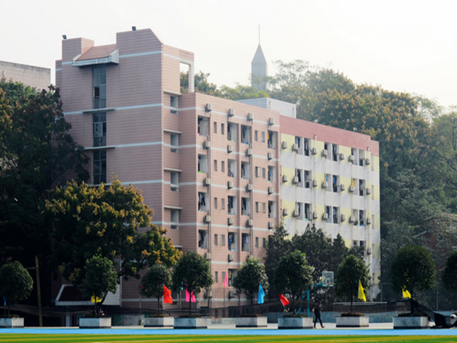 p>西南大学附属中学校( i>high school affiliated to southwest
