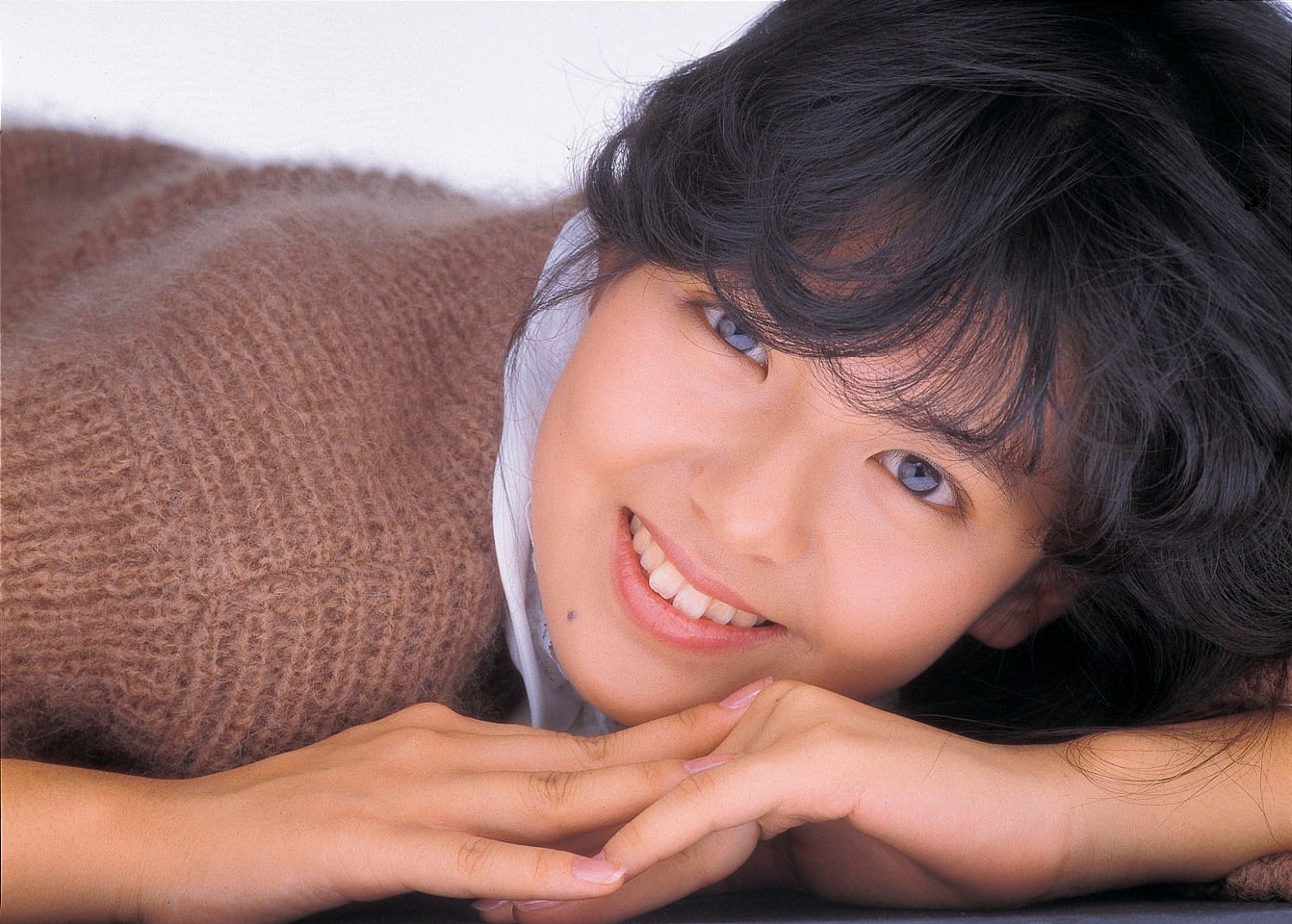  p>南野阳子(yoko minamino),1967年6月23日出生于日本兵库县,毕业于