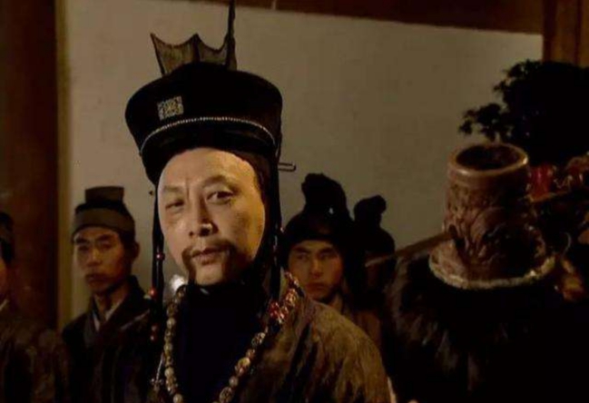 《倚天屠龙记》中的灭绝师太，到底是道姑还是尼姑？两者区别很大_百科TA说