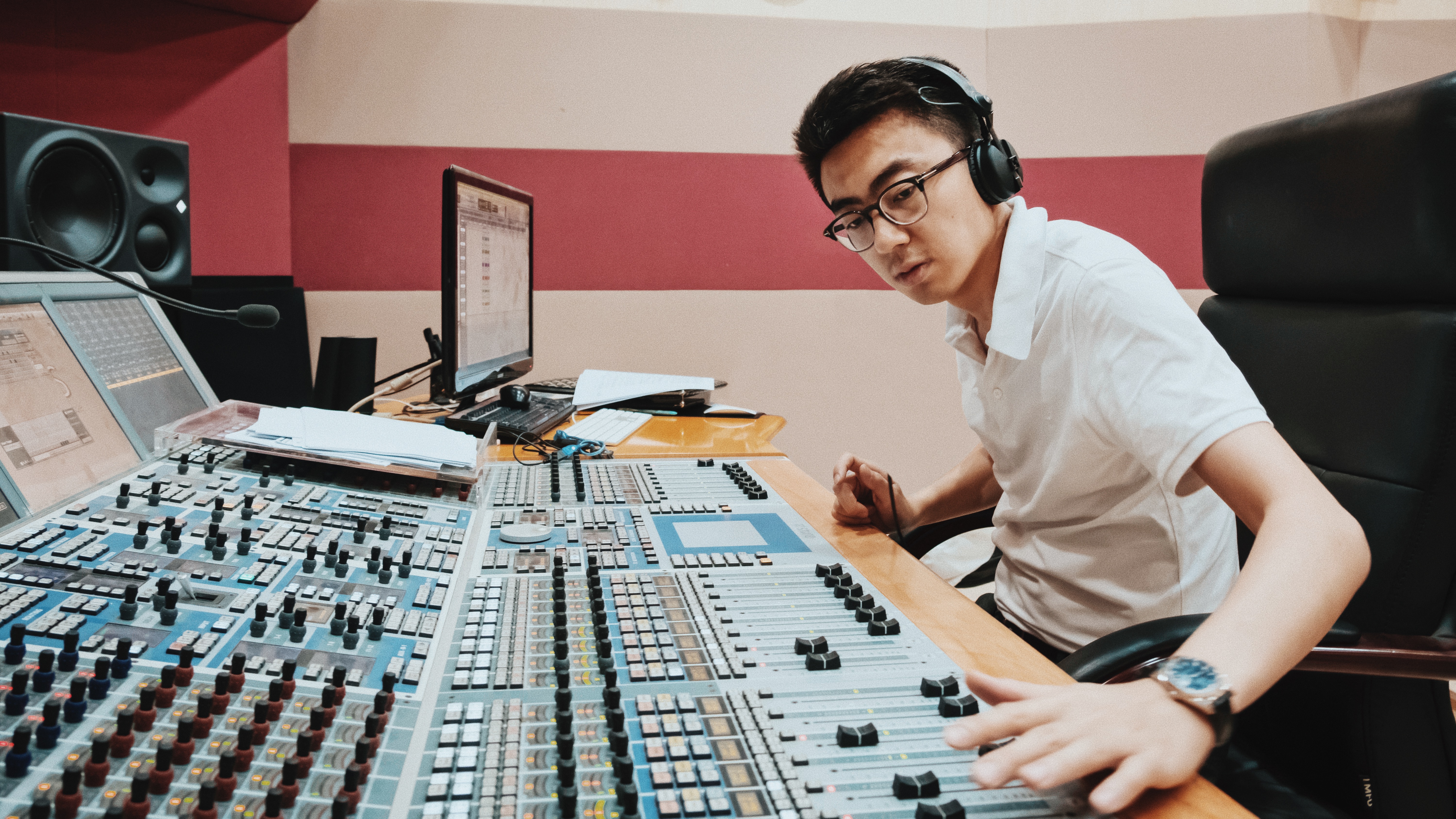 hd-hall高采样数字音乐厅创办人,唱片厂牌"达人艺典"创办人,中国音乐