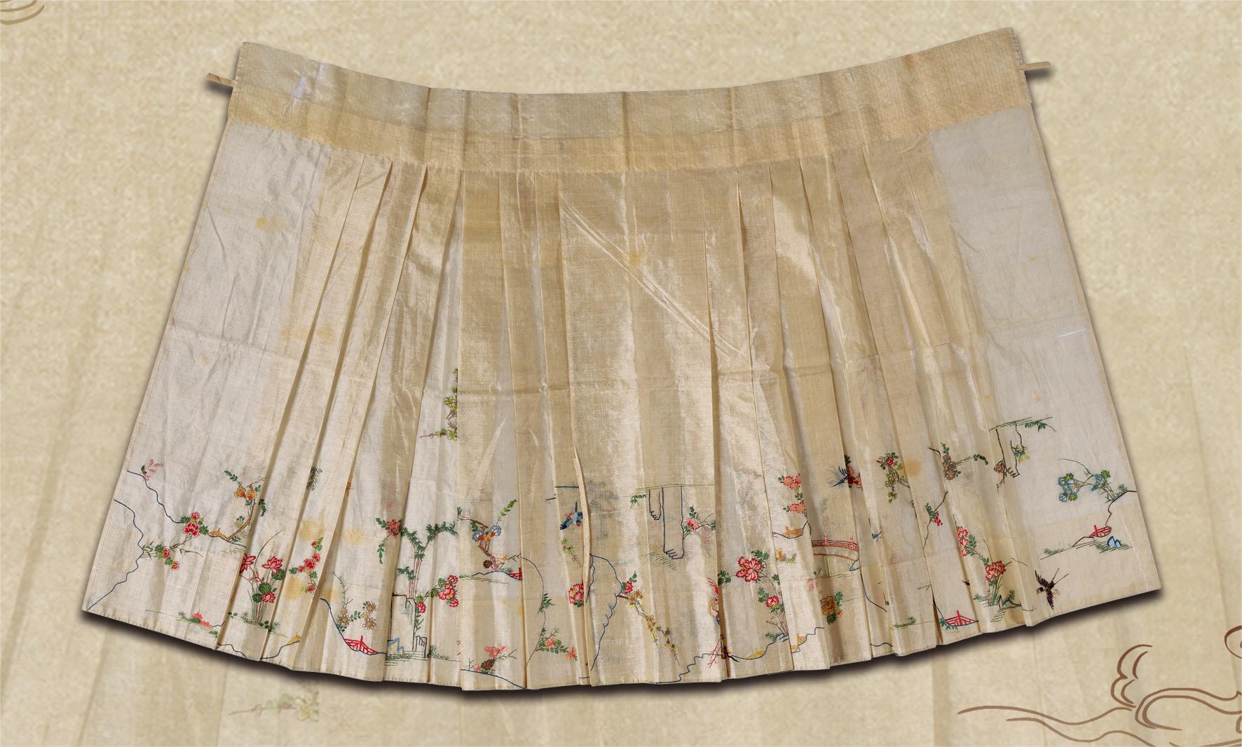 白色暗花纱绣花鸟纹裙