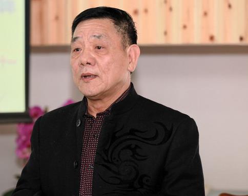  p data-id="gnwp4g9ay9">杨进明,中国内地相声男演员,曾搭档 a