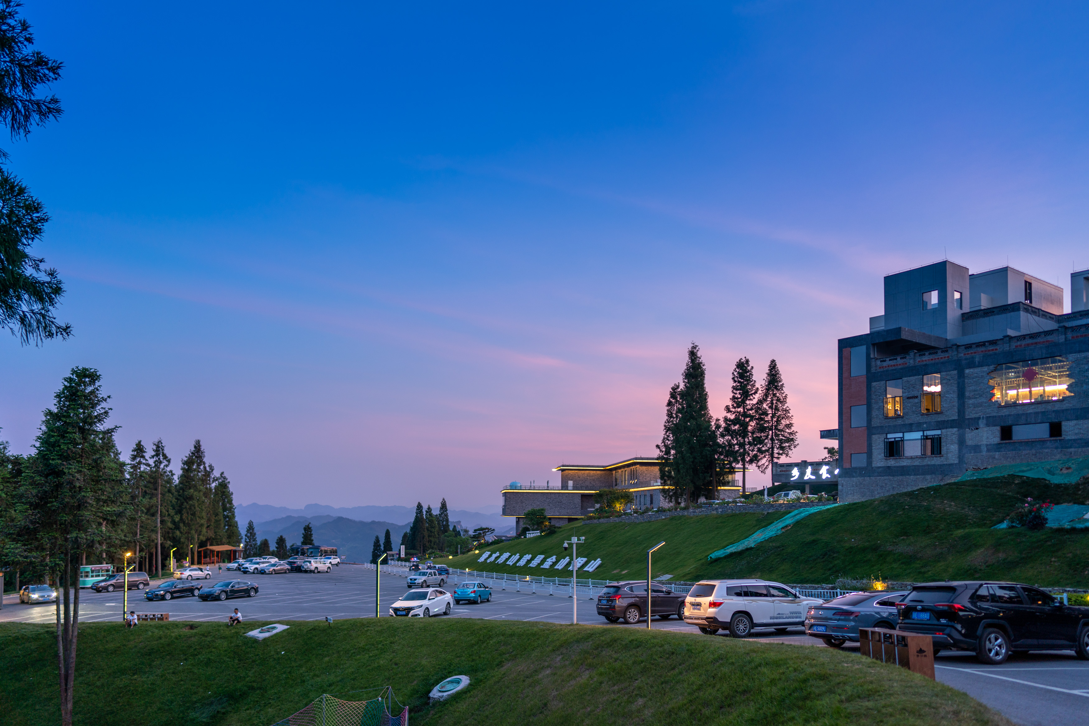 罗汉林旅游景区),位于四川省泸州市 a target="_blank" href="/item