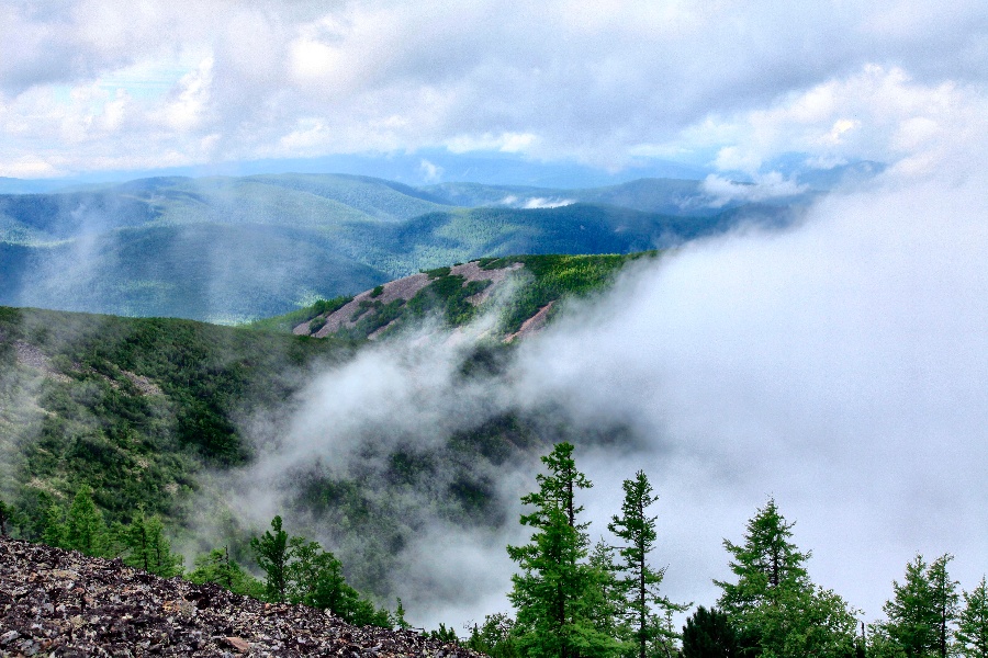  大白山景区坐落在大兴安岭保护区的最南端