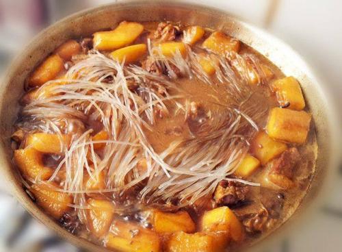 土豆炖红薯粉条