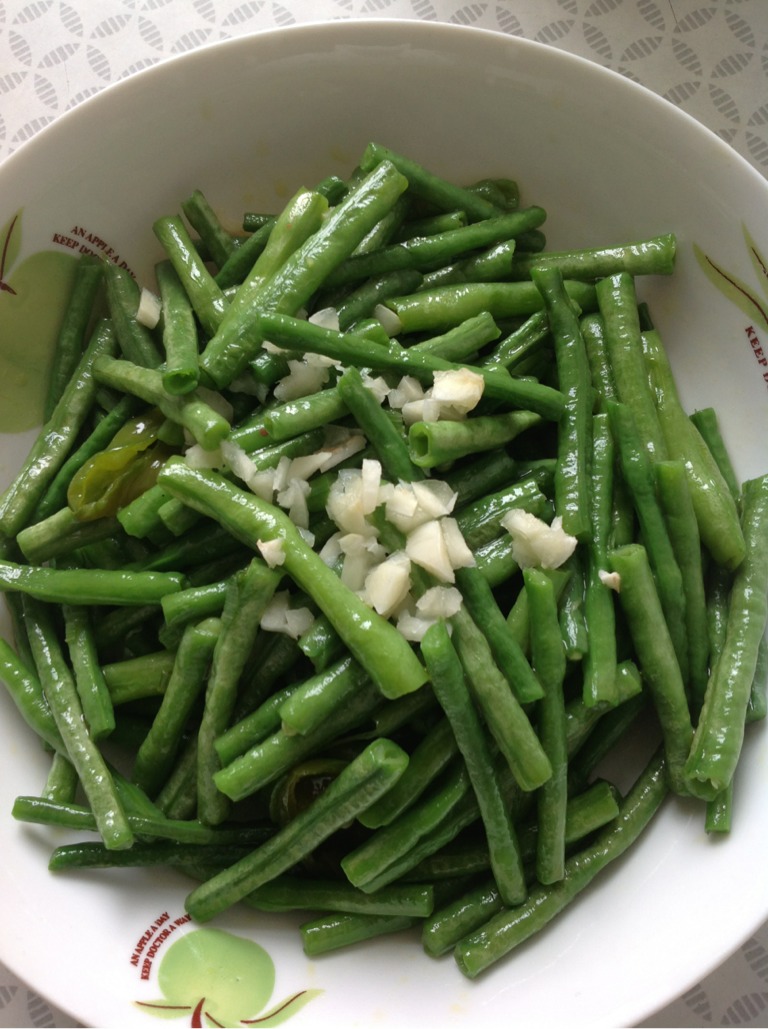  p data-id="gn7y7aqlds">四季豆性甘,淡,微温,归脾,胃经;化湿而不燥