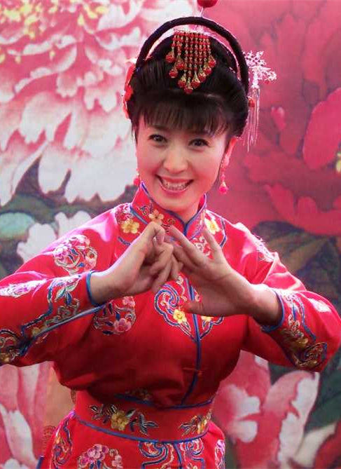  /a>,毕业于吉林省戏曲学校, a target="_blank" href="/item/二人转