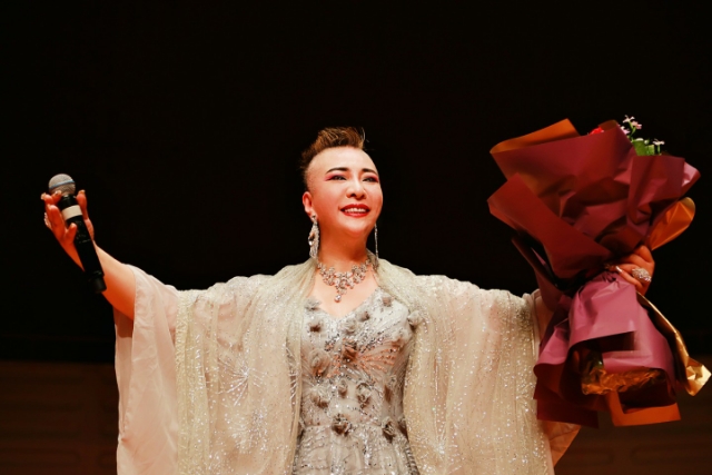  p>邱瑾,女,歌手,女低音爵士音乐人.