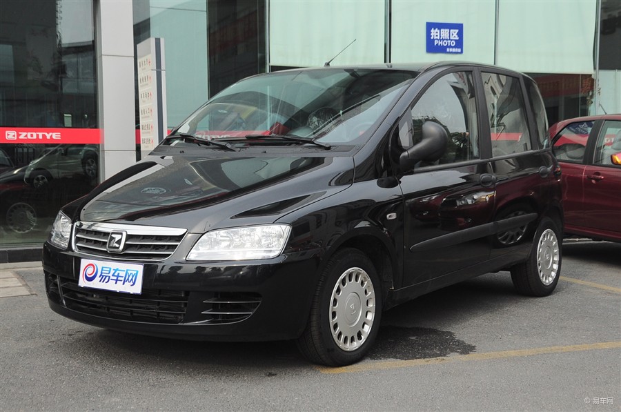 众泰m300