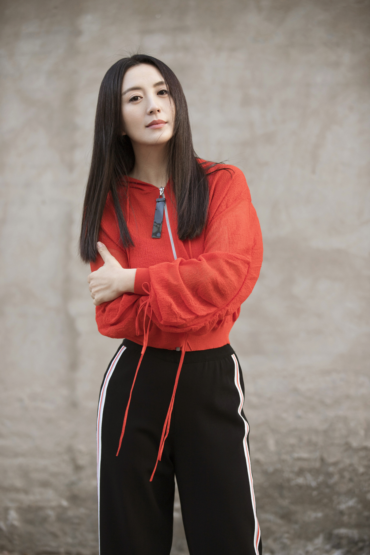  p>杨童舒,1975年5月7日出生于吉林省吉林市,中国内地女演员,亚洲彩虹