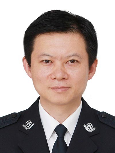  /p> p data-id="gnzlhpsu86">现任安徽公安职业学院党委书记. /p>