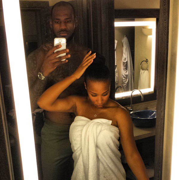  p>萨瓦娜·布林森(savannah james),1986年8月27日出生于美国 a