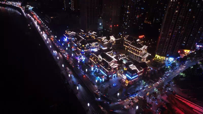  p data-id="gnwfifyzuw">鎏嘉码头项目位于江北区北滨路黄花园大桥段